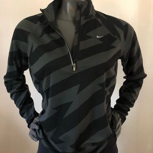 Nike element half zip